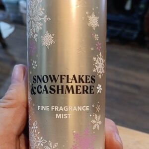 Snowflakes & Cashmere Fragrance Mist By Bath & Body Work- Retired Scent